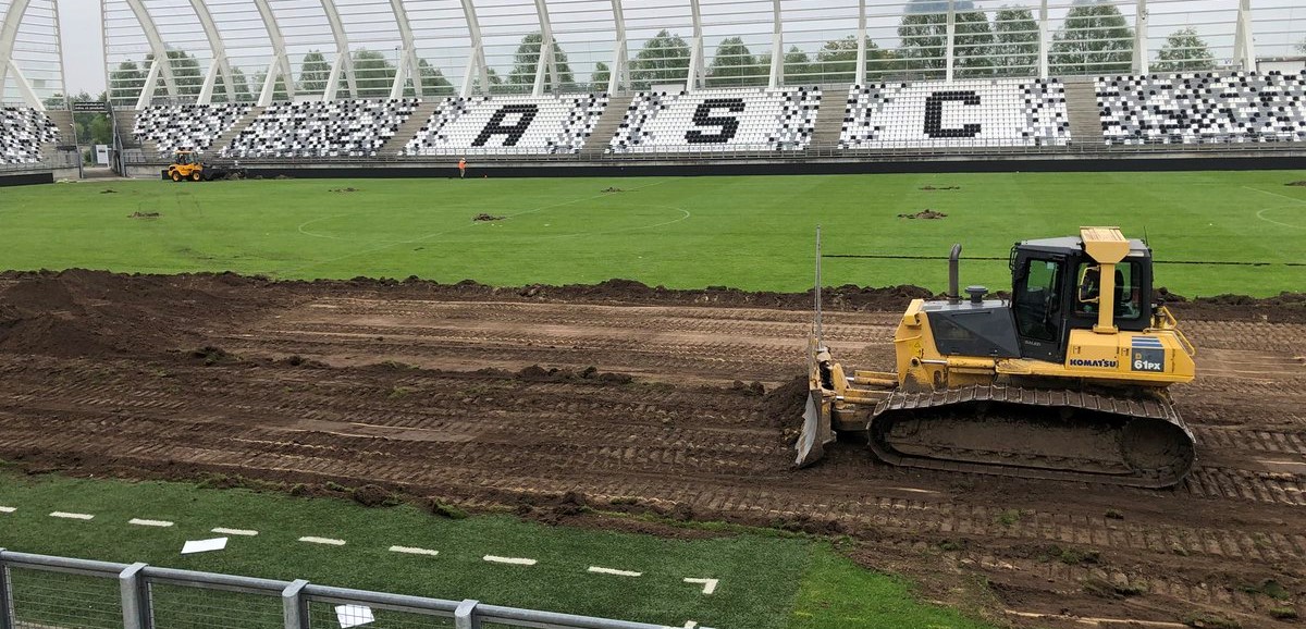 Une Pelouse Hybride Pour Le Stade De La Licorne Gazon Sport Pro H24