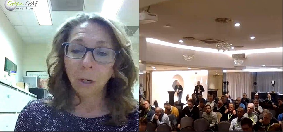 Retrouvez le replay de la conférence exceptionnelle de Stacy Bonos, pointure internationale de la recherche de graminée, lors de la Green Golf Convention 2022.