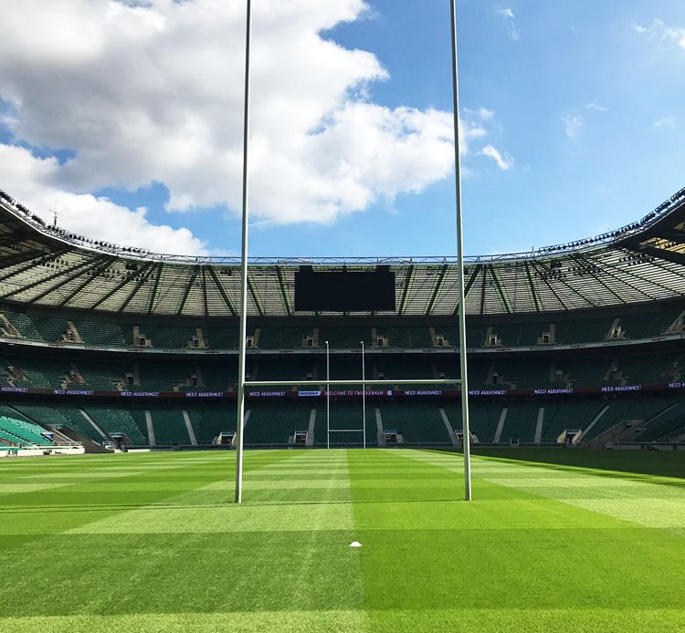 Le samedi 4 février marquait le début du Tournoi des Six Nations. L’occasion pour Gazon Sport Pro H24 de se pencher sur les six pelouses du tournoi, avec dans un premier temps Twickenham, le domicile du XV anglais.