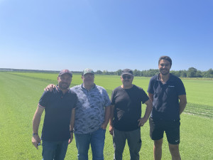 De gauche à droite : Jean-Philippe Buvelot (directeur opérationnel Covergarden), Pierre Joly (directeur technique Covergarden), Michel Follonier et Paul de Rycke (chefs de culture Lebourg).