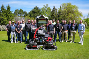 La première tondeuse autonome Toro en Europe est utilisée au Golf de Würzburg.